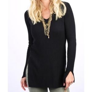 John & Jenn Black Ribbed V-Neck Side Slit Sweater